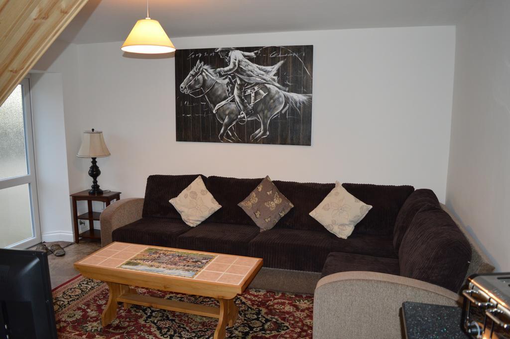 Worship Farm Accommodation Redhill  Extérieur photo
