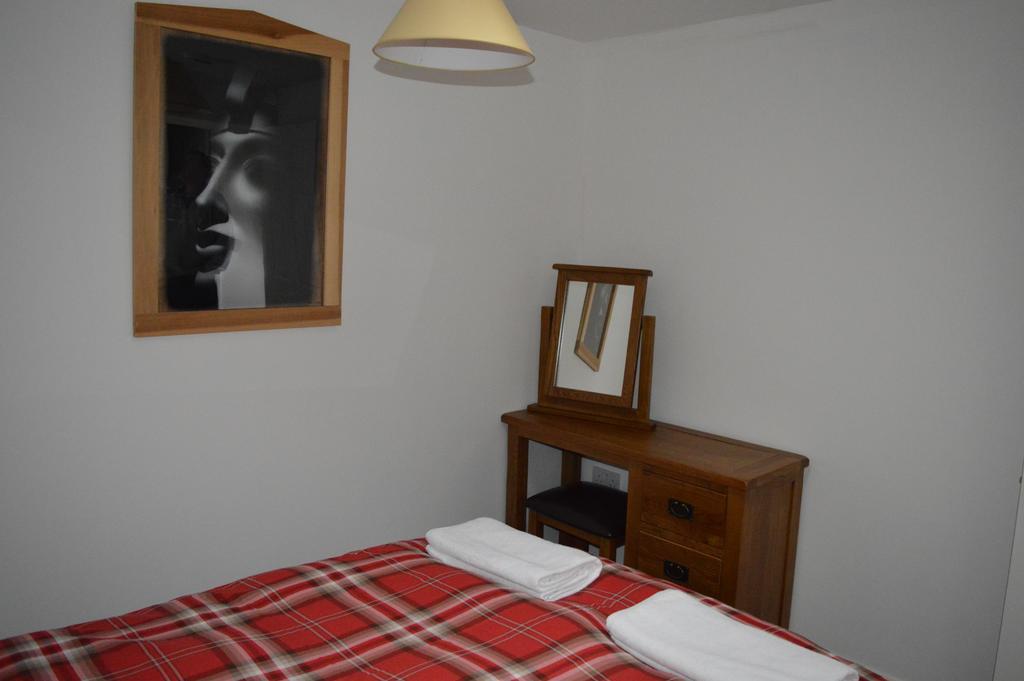 Worship Farm Accommodation Redhill  Extérieur photo